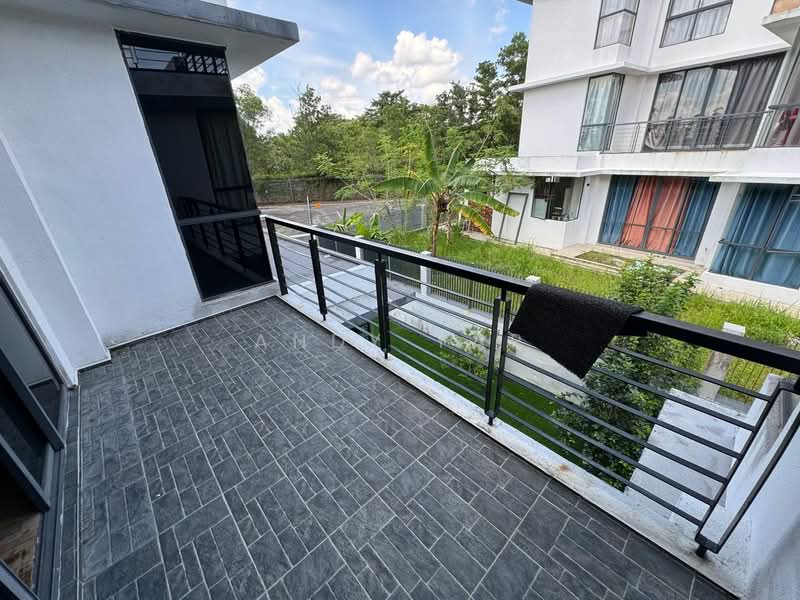 Semi-Detached House for Sale in Bandar Country Homes (Rawang) - Andy Yap - Balcony - PropertyGuru.com.my
