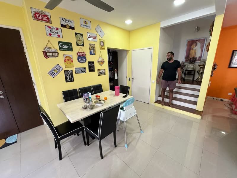 Semi-Detached House for Sale in Bandar Country Homes (Rawang) - Andy Yap - Dining Room - PropertyGuru.com.my