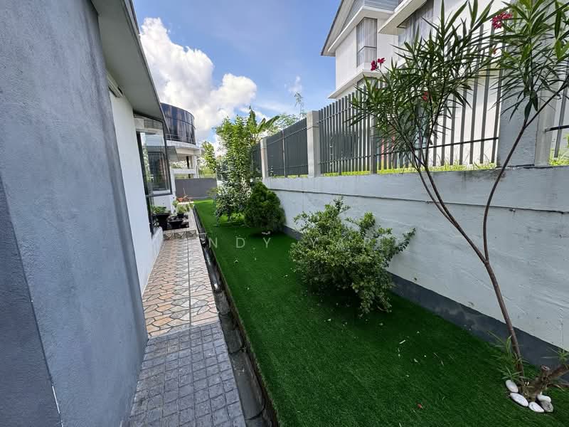 Semi-Detached House for Sale in Bandar Country Homes (Rawang) - Andy Yap - Exterior - PropertyGuru.com.my