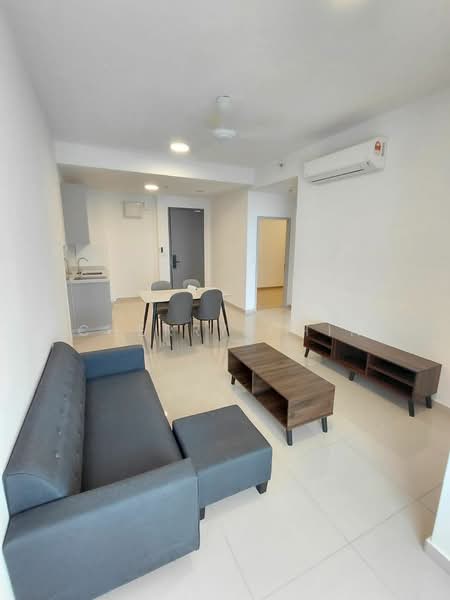 Servis Apartment untuk Disewa di BeCentral @ i-City - Cherry Chin - Living Room - PropertyGuru.com.my