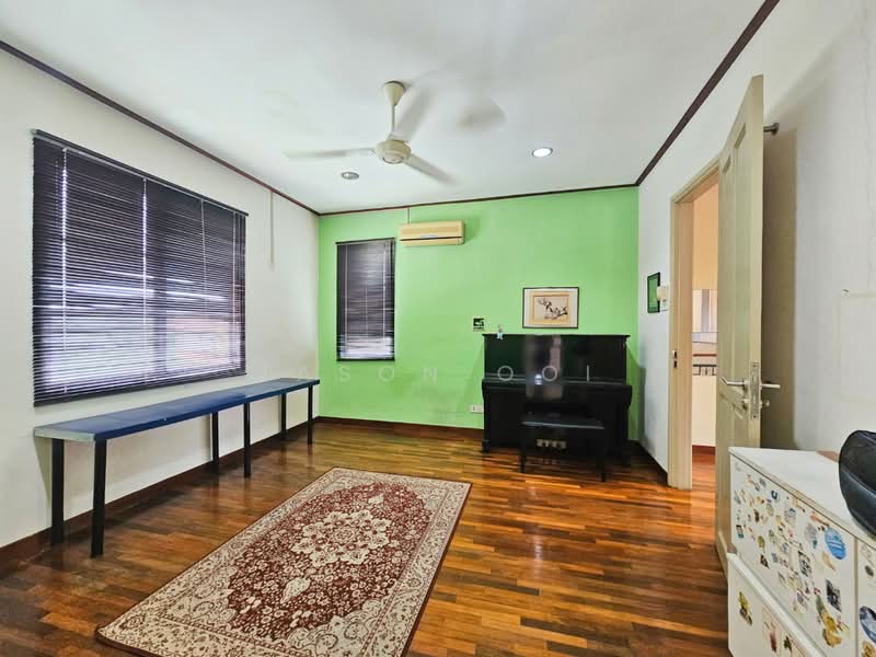 Rumah Berkembar untuk Dijual di Subang Alam (Shah Alam) - Jason Ooi - Living Room - PropertyGuru.com.my