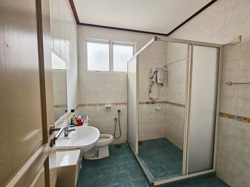 Rumah Berkembar untuk Dijual di Subang Alam (Shah Alam) - Jason Ooi - Bathroom - PropertyGuru.com.my