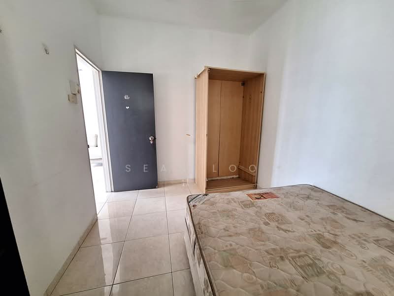 Kondominium untuk Dijual di Ketumbar Hill - Sean Loo - Bedroom - PropertyGuru.com.my
