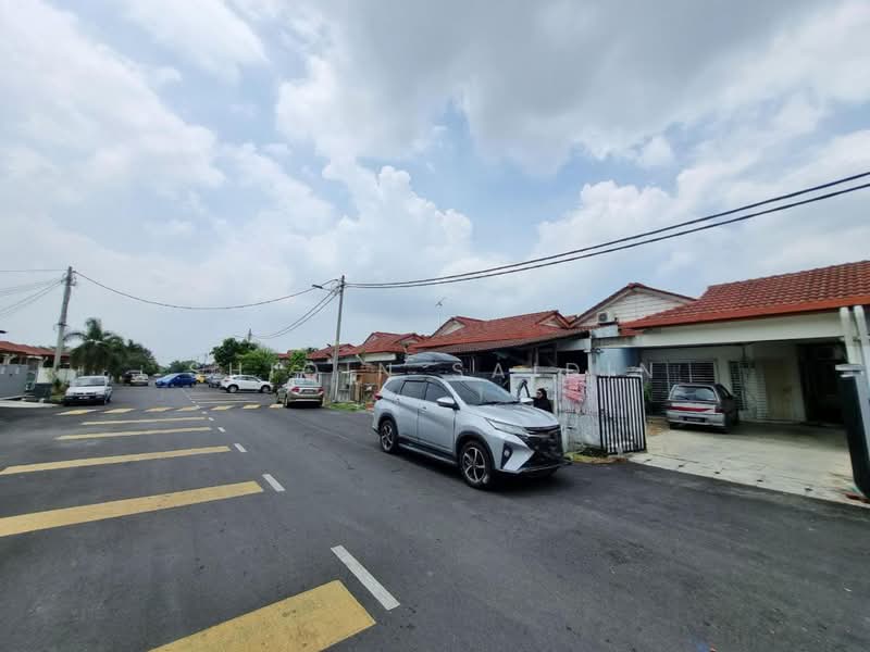 1-storey Terraced House for Sale in Taman Saujana Meru (Kapar) - Shiqin Saidin - Exterior - PropertyGuru.com.my