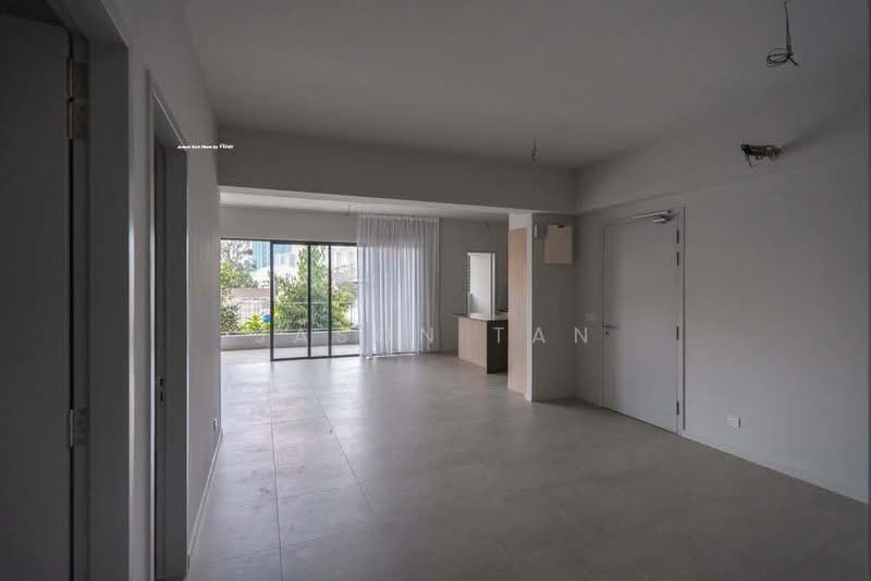 Kondominium untuk Dijual di Utamara Boutique Residences - Jason Tan - Living Room - PropertyGuru.com.my