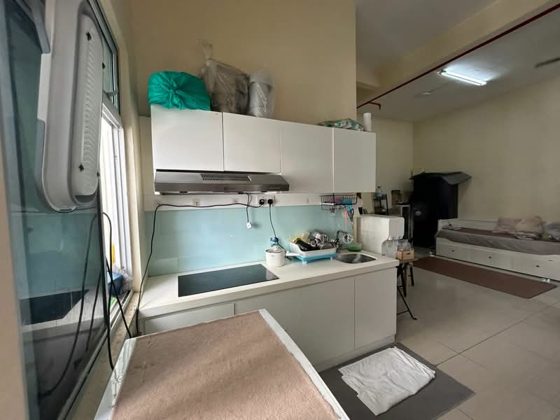 Service Residence for Sale at Manhattan - YC Fung - Kitchen - PropertyGuru.com.my