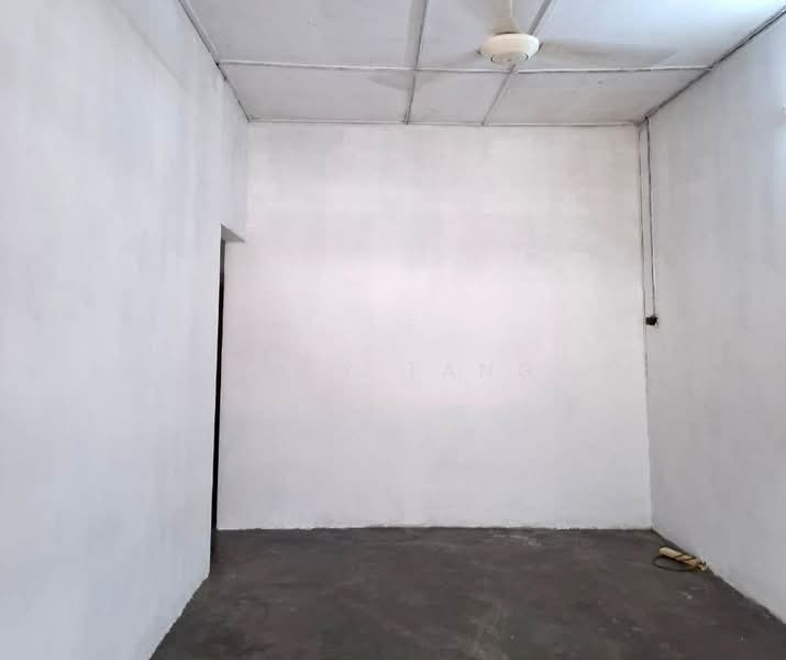 1-storey Terraced House for Sale in Taman Heawood (Sungai Siput) - Gary Tang - Interior - PropertyGuru.com.my