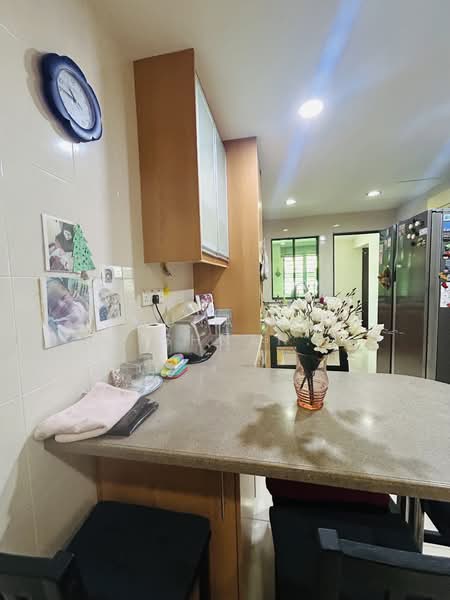 2-storey Terraced House for Sale in SS18 (Subang Jaya) - Yamuna Devi Krishnan Kutty - Dry Kitchen - PropertyGuru.com.my