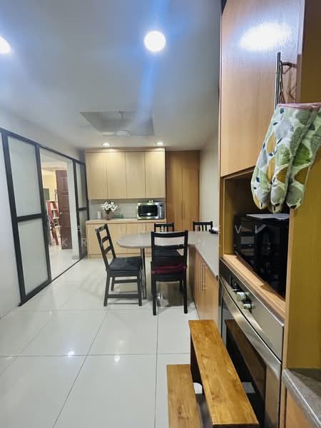 2-storey Terraced House for Sale in SS18 (Subang Jaya) - Yamuna Devi Krishnan Kutty - Dry Kitchen - PropertyGuru.com.my