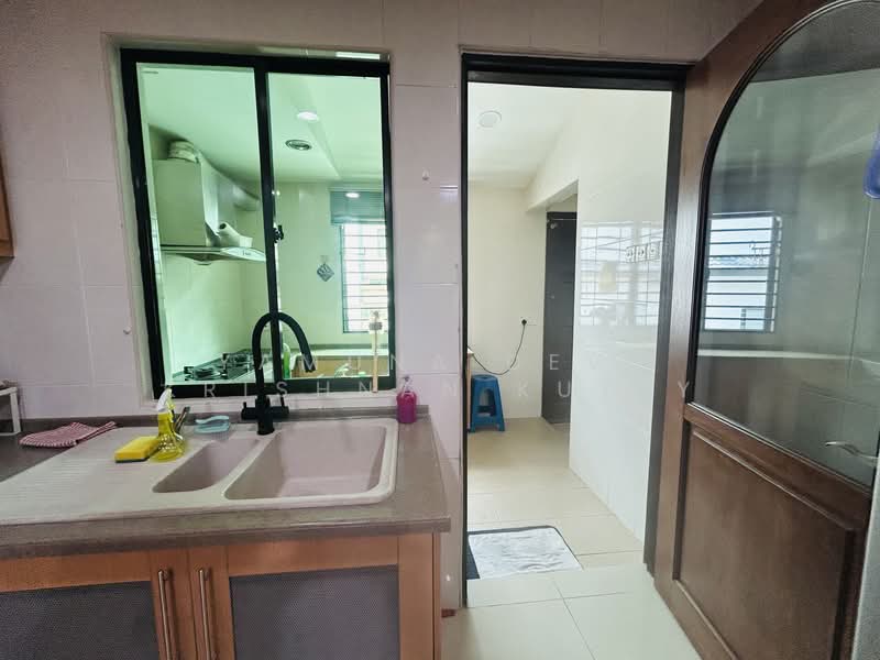 2-storey Terraced House for Sale in SS18 (Subang Jaya) - Yamuna Devi Krishnan Kutty - Dry Kitchen - PropertyGuru.com.my