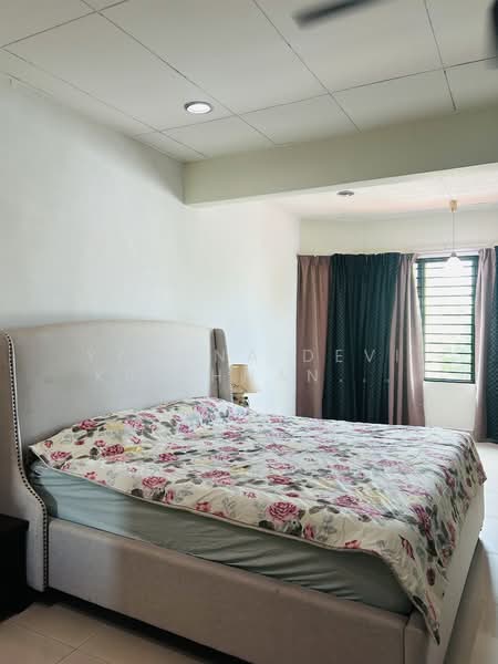 2-storey Terraced House for Sale in SS18 (Subang Jaya) - Yamuna Devi Krishnan Kutty - Master Bedroom (2)  - PropertyGuru.com.my