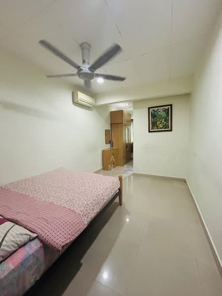 2-storey Terraced House for Sale in SS18 (Subang Jaya) - Yamuna Devi Krishnan Kutty - Bedroom 4  - PropertyGuru.com.my