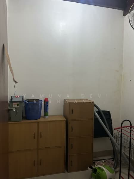 2-storey Terraced House for Sale in SS18 (Subang Jaya) - Yamuna Devi Krishnan Kutty - Room 5  - PropertyGuru.com.my