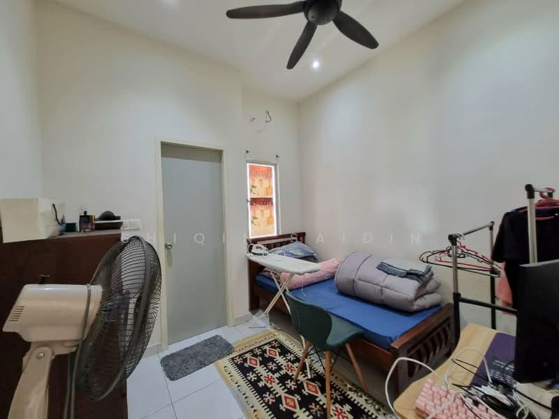 2-storey Terraced House for Sale in Bandar Puncak Alam (Puncak Alam) - Shiqin Saidin - Bedroom - PropertyGuru.com.my