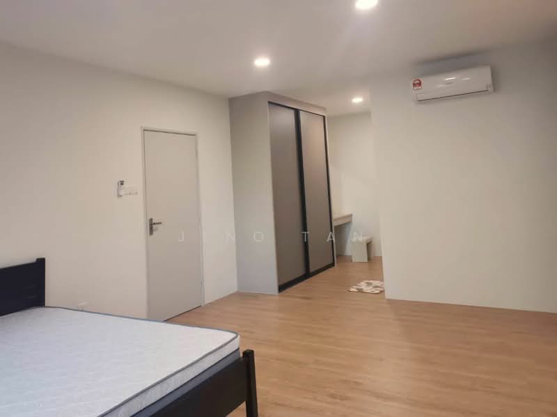 Apartment for Rent at McKenzie Avenue - Jeno Tan - Bedroom - PropertyGuru.com.my