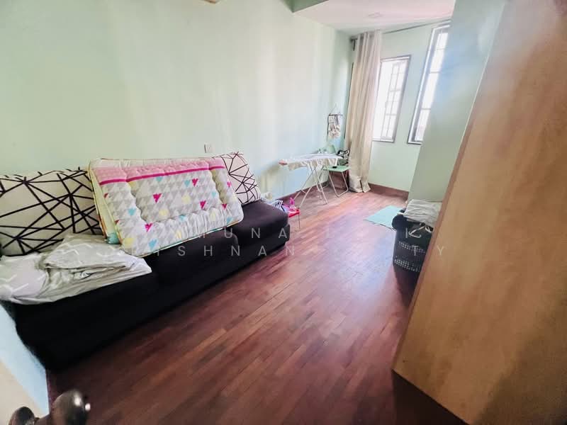 2-storey Terraced House for Sale in SS18 (Subang Jaya) - Yamuna Devi Krishnan Kutty - Living Room - PropertyGuru.com.my