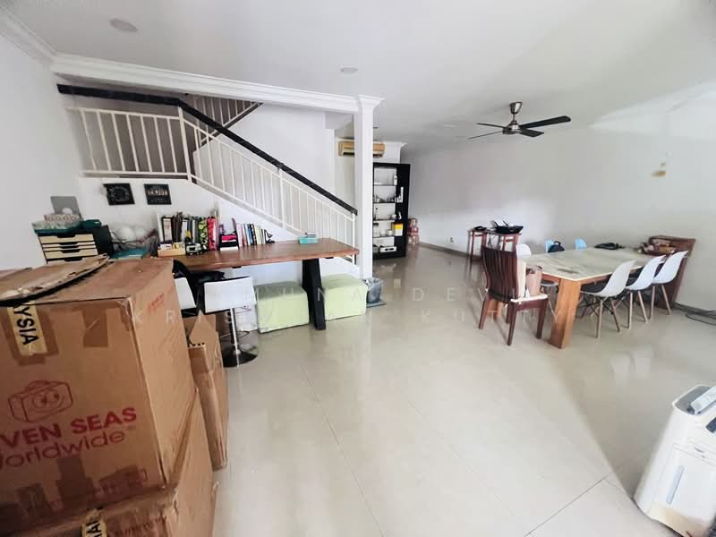 2-storey Terraced House for Sale in SS18 (Subang Jaya) - Yamuna Devi Krishnan Kutty - Living Room - PropertyGuru.com.my