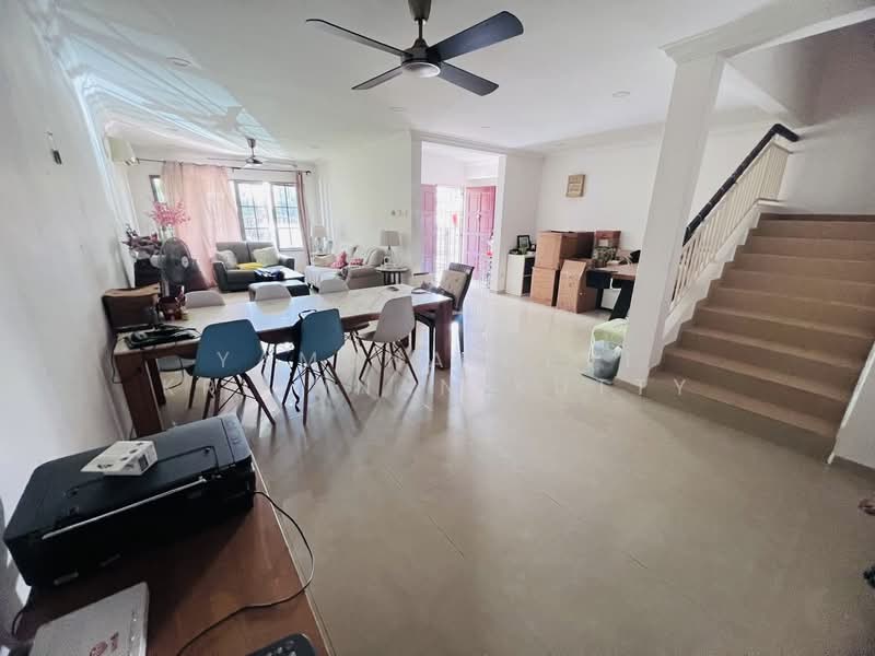 2-storey Terraced House for Sale in SS18 (Subang Jaya) - Yamuna Devi Krishnan Kutty - Living Room - PropertyGuru.com.my