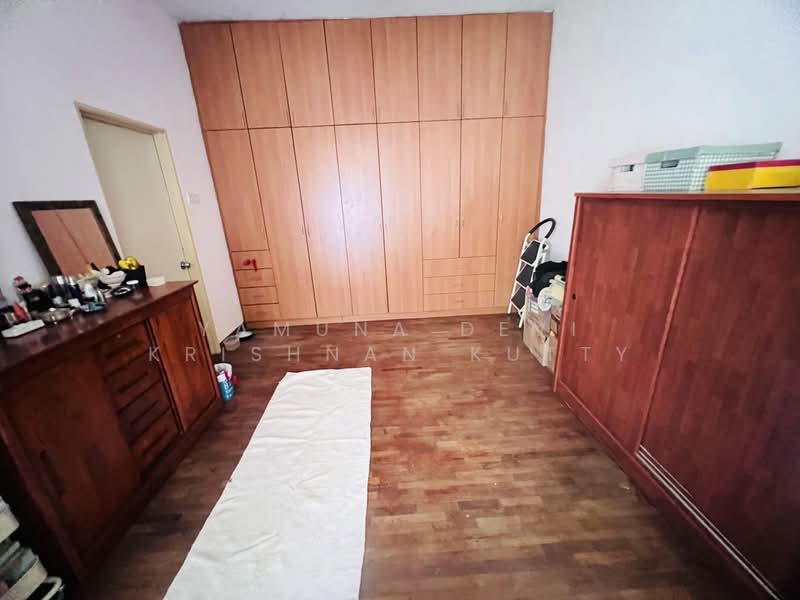2-storey Terraced House for Sale in SS18 (Subang Jaya) - Yamuna Devi Krishnan Kutty - Bedroom - PropertyGuru.com.my