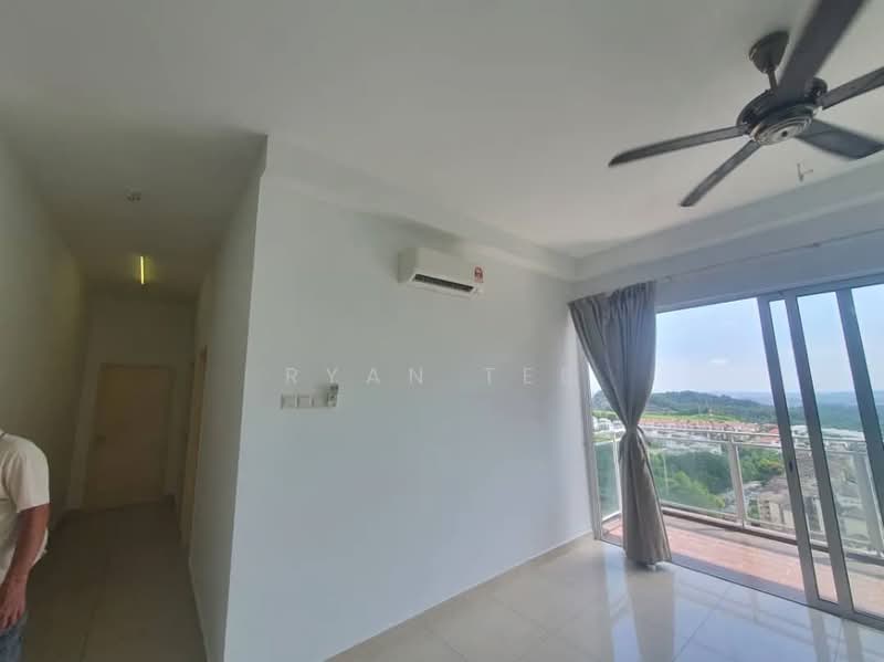 Condominium for Sale at Damansara Foresta - Ryan Tee - Corridor - PropertyGuru.com.my