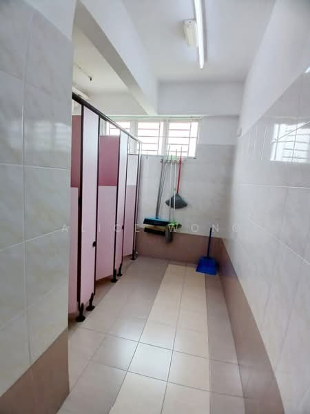 Banglo Komersial untuk Dijual di Taman Nusa Idaman (Iskandar Puteri (Nusajaya)) - Alice Wong - Bathroom - PropertyGuru.com.my