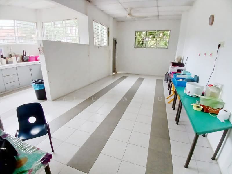 Banglo Komersial untuk Dijual di Taman Nusa Idaman (Iskandar Puteri (Nusajaya)) - Alice Wong - Kitchen - PropertyGuru.com.my
