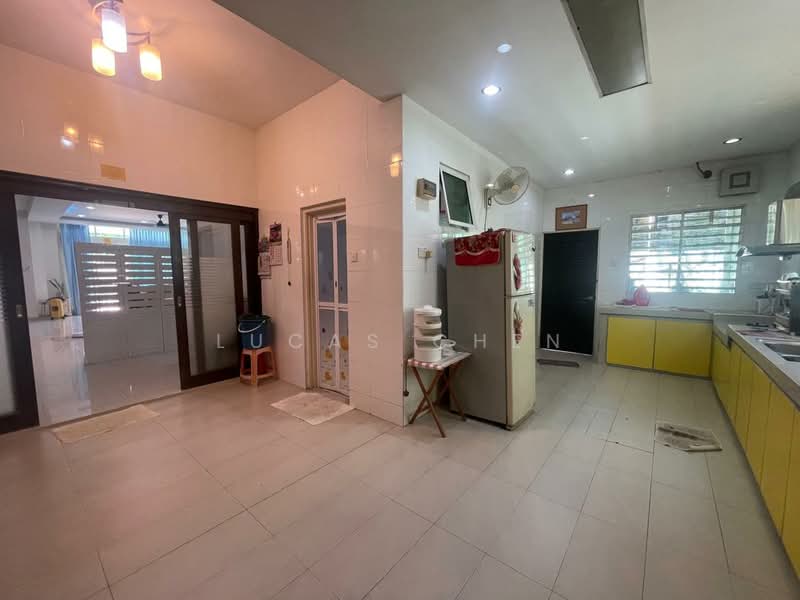 Rumah Berkembar untuk Dijual di Pulai Mutiara (Simpang Pulai) - Lucas Chen - Kitchen - PropertyGuru.com.my