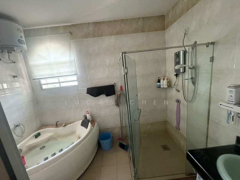 Rumah Berkembar untuk Dijual di Pulai Mutiara (Simpang Pulai) - Lucas Chen - Bathroom - PropertyGuru.com.my