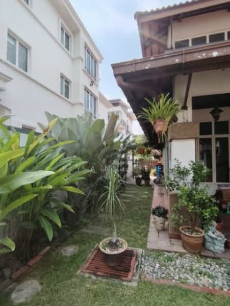 Rumah Berkembar untuk Dijual di Bandar Sri Damansara (Selangor) - Ryan Tee - Exterior - PropertyGuru.com.my