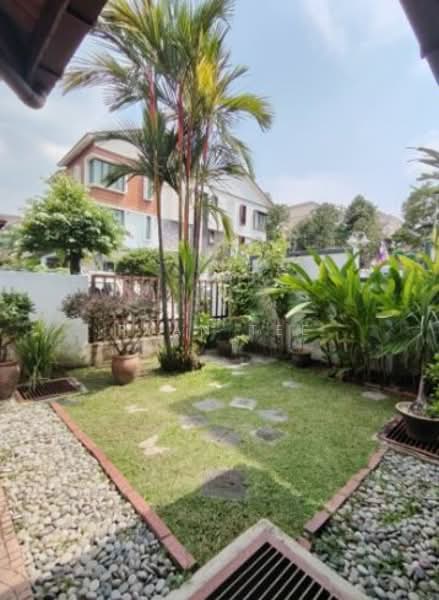 Rumah Berkembar untuk Dijual di Bandar Sri Damansara (Selangor) - Ryan Tee - Garden - PropertyGuru.com.my
