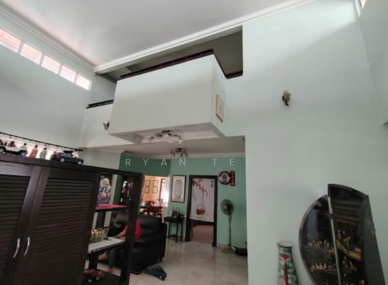 Rumah Berkembar untuk Dijual di Bandar Sri Damansara (Selangor) - Ryan Tee - Living Room - PropertyGuru.com.my