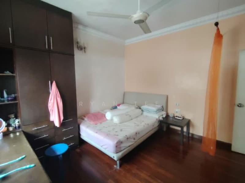 Rumah Berkembar untuk Dijual di Bandar Sri Damansara (Selangor) - Ryan Tee - Bedroom - PropertyGuru.com.my