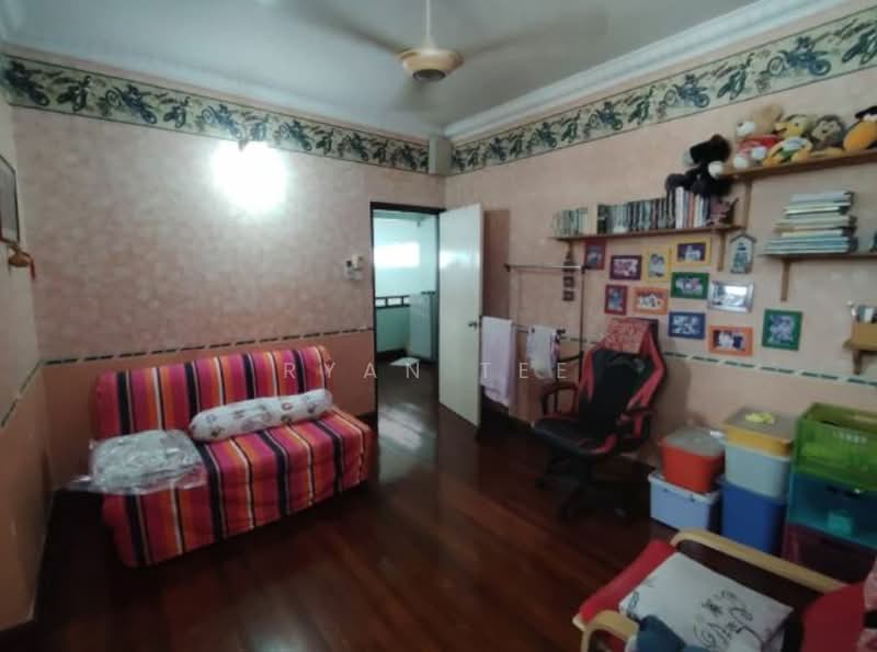 Rumah Berkembar untuk Dijual di Bandar Sri Damansara (Selangor) - Ryan Tee - Living Room - PropertyGuru.com.my