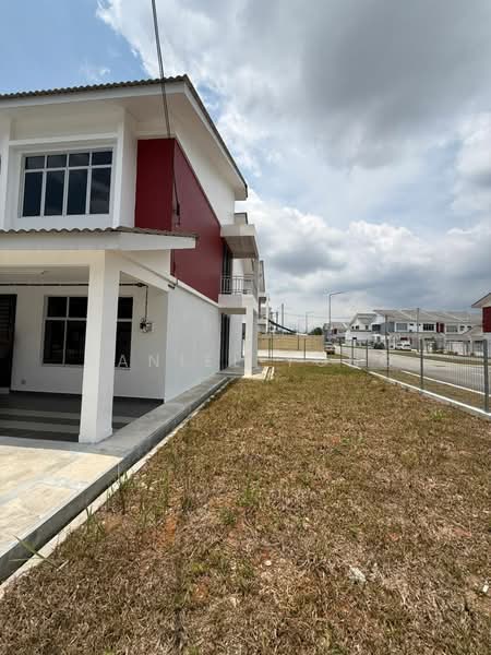 Rumah Teres untuk Dijual di Pasir Gudang (Johor) - Daniel Yong - Exterior - PropertyGuru.com.my