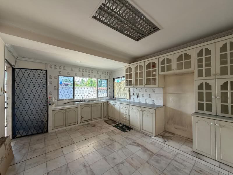 Rumah Berkembar untuk Dijual di Kota Kinabalu (Sabah) - Ng Chiew Yok - Kitchen - PropertyGuru.com.my