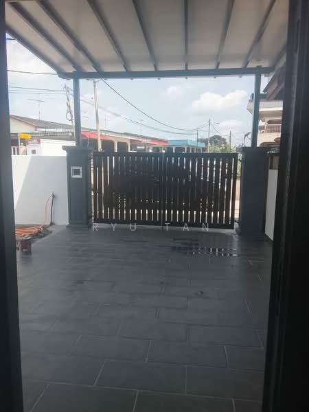 Rumah Teres 1 Tingkat untuk Dijual di Taman Bertuah 1 (Kluang) - Ryu Tan - PropertyGuru.com.my