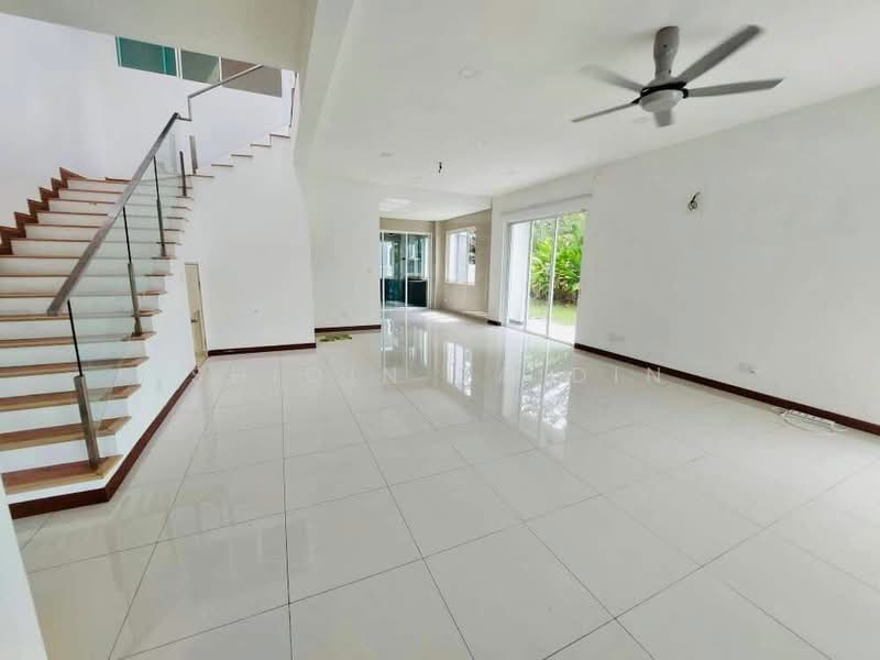 Semi-Detached House for Rent in Setia Alam (Selangor) - Shiqin Saidin - Living Room - PropertyGuru.com.my