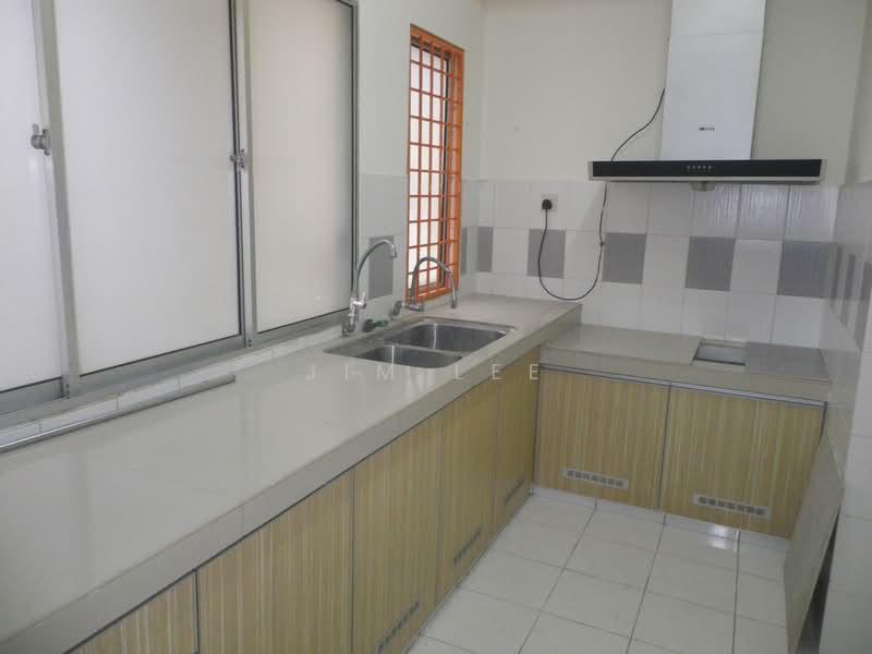 Townhouse for Sale in Batu Caves (Selangor) - Jim Lee - Kitchen - PropertyGuru.com.my