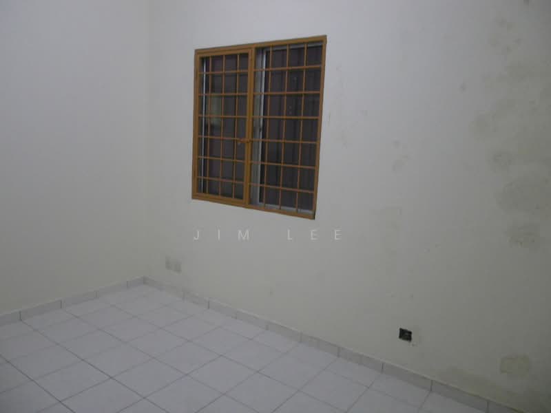 Townhouse for Sale in Batu Caves (Selangor) - Jim Lee - Second room - PropertyGuru.com.my
