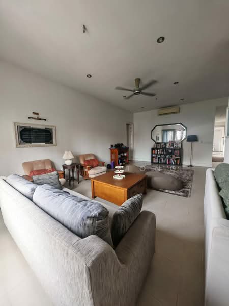 Kondominium untuk Dijual di Surian Condominium - Alice Tong - Living Room - PropertyGuru.com.my