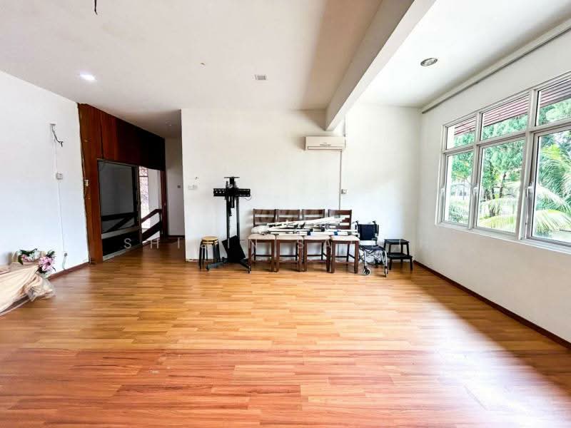 Rumah Banglo untuk Dijual di Seksyen 11 (Shah Alam) - Shiqin Saidin - Living Room - PropertyGuru.com.my