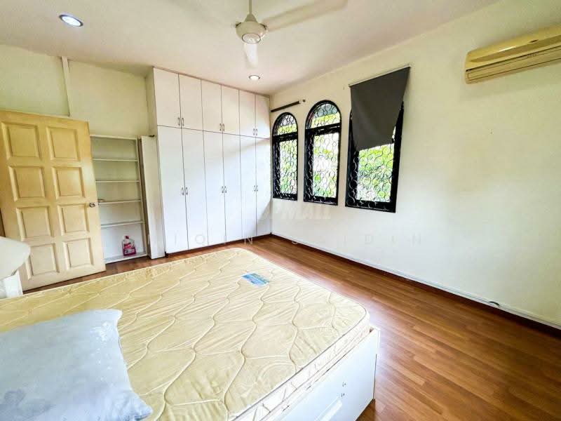 Rumah Banglo untuk Dijual di Seksyen 11 (Shah Alam) - Shiqin Saidin - Bedroom - PropertyGuru.com.my