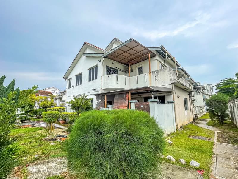 2-storey Terraced House for Sale in D'alpinia (Puchong) - Ilman Nahri - Exterior - PropertyGuru.com.my
