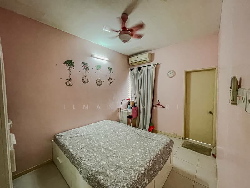 2-storey Terraced House for Sale in D'alpinia (Puchong) - Ilman Nahri - Bedroom - PropertyGuru.com.my