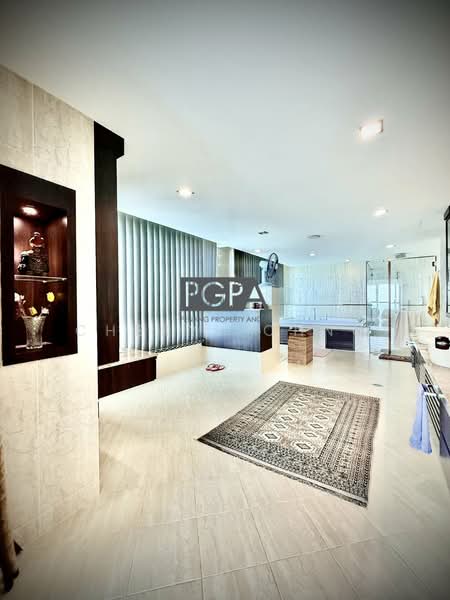 Kondominium untuk Dijual di The Cove Condominium - Cheryl Chng - Bathroom - PropertyGuru.com.my
