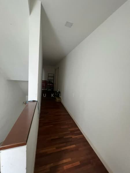 3-storey Terraced House for Sale in Taman Tasik Damai (Sungai Besi) - Suki Tan - Corridor - PropertyGuru.com.my