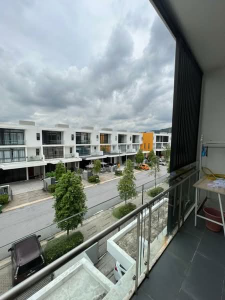 3-storey Terraced House for Sale in Taman Tasik Damai (Sungai Besi) - Suki Tan - Exterior - PropertyGuru.com.my