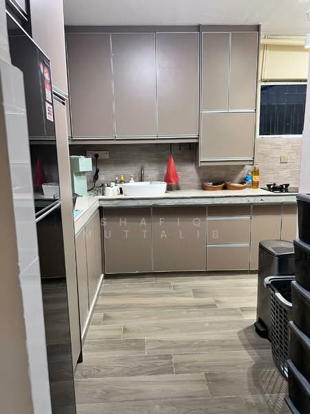 Kondominium untuk Disewa di Endah Regal Condominium - Shafiq Muttalib - PropertyGuru.com.my