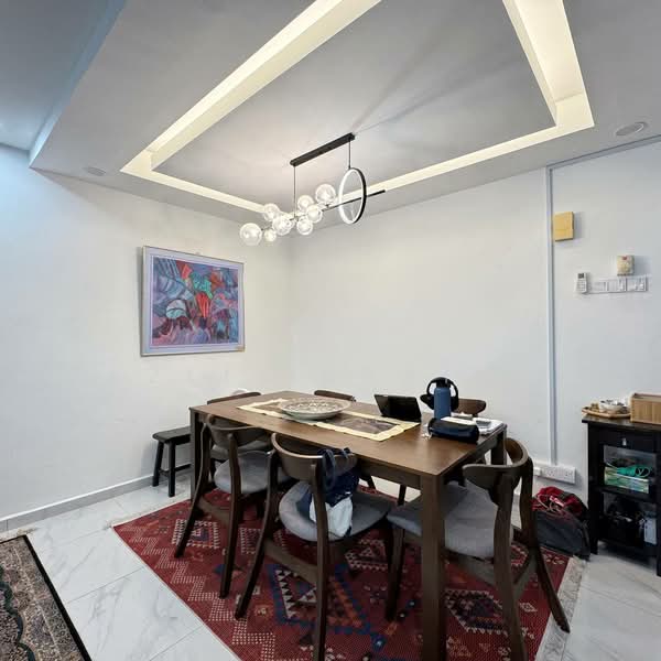 Townhouse for Sale in Saujana Melawati (Melawati) - Azli Ibrahim - Dining Room - PropertyGuru.com.my