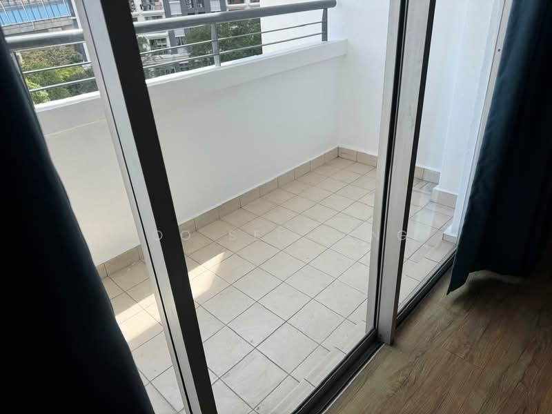 Kondominium untuk Disewa di Perdana Emerald - Soo See Beng - Balcony - PropertyGuru.com.my